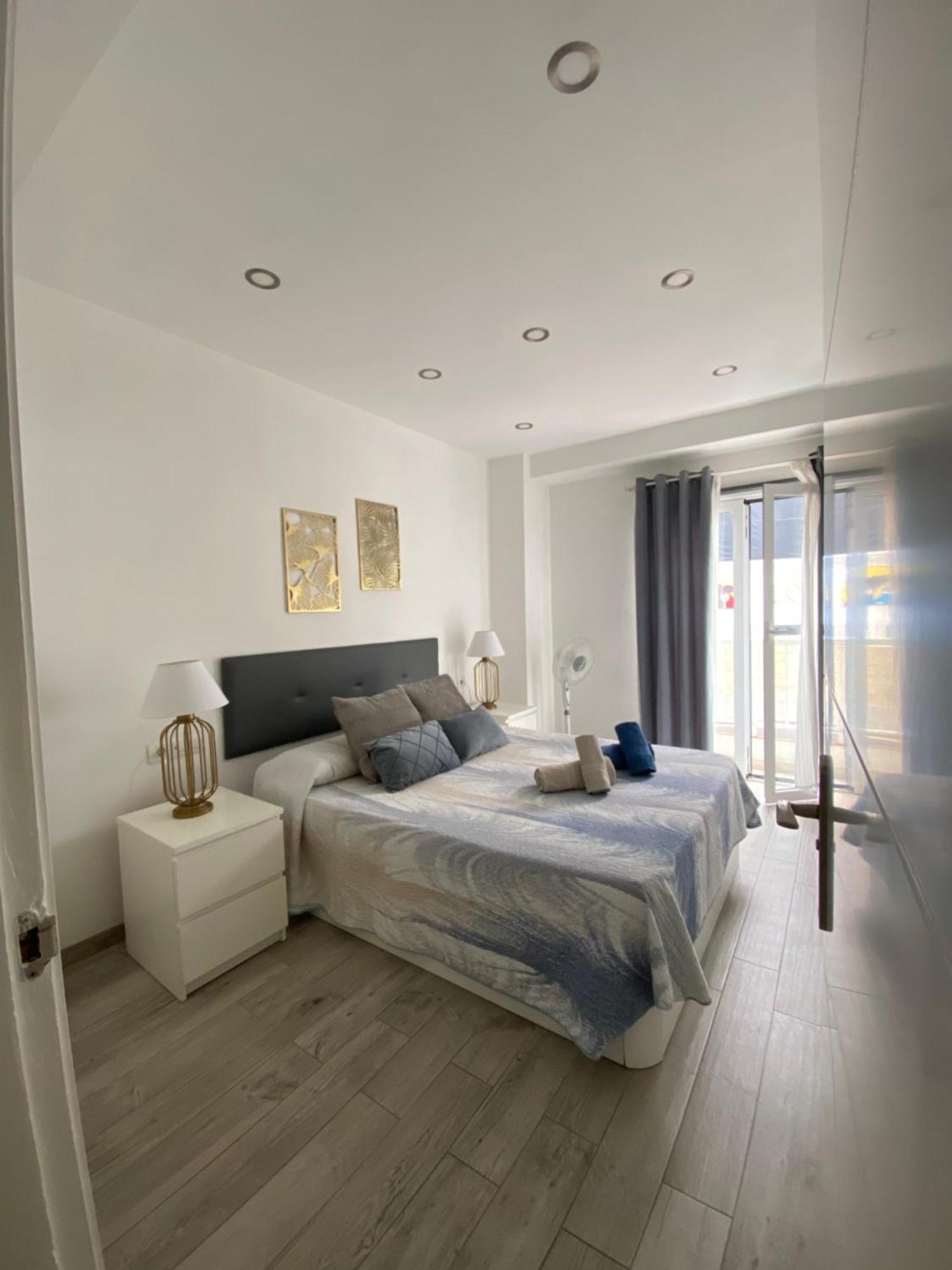 Moderno Piso Junto Al Mar. Wifi Leilighet